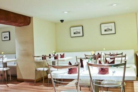Middleton Inn Calcutta Extérieur photo
