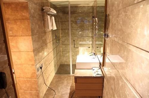 Middleton Inn Calcutta Extérieur photo